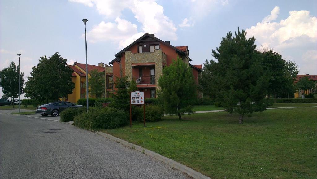 Apartman Golf Lux Bük Zimmer foto