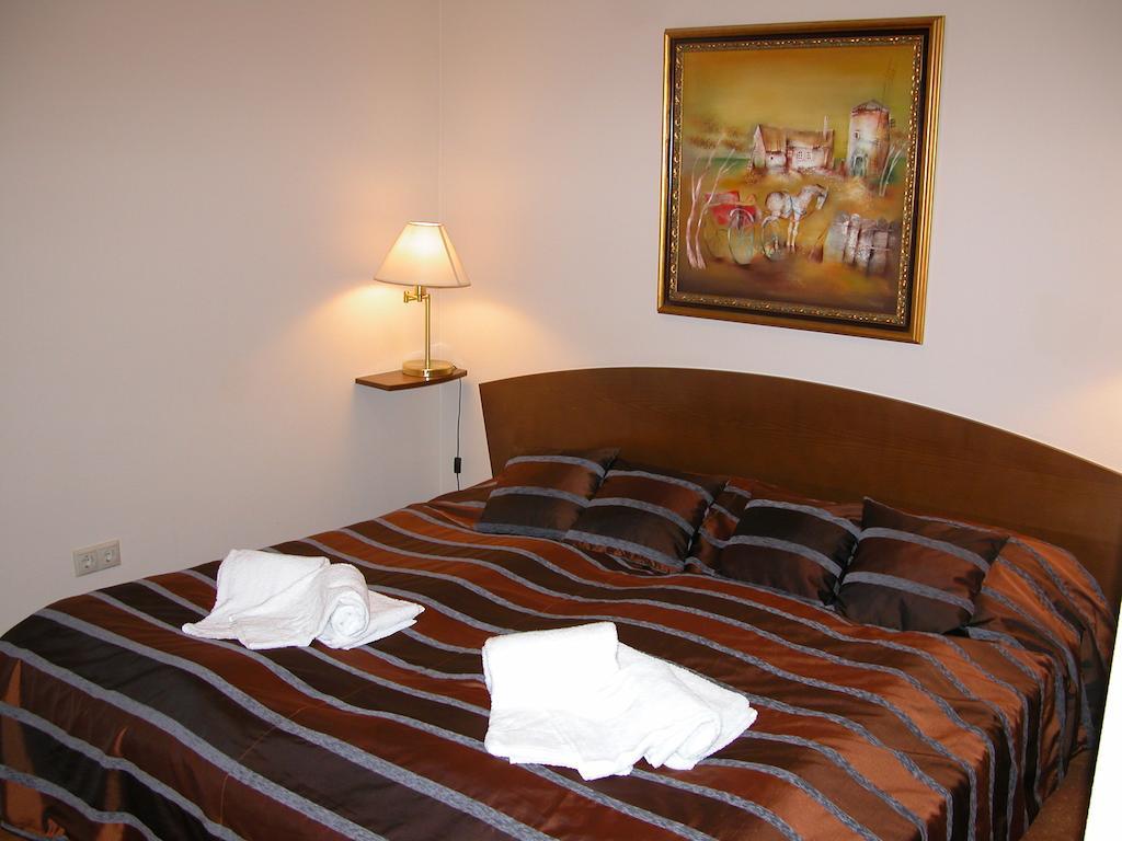 Apartman Golf Lux Bük Zimmer foto